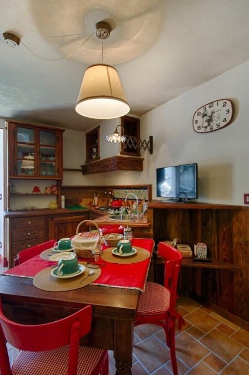 Le Bibelot Apartments Nus Rum bild